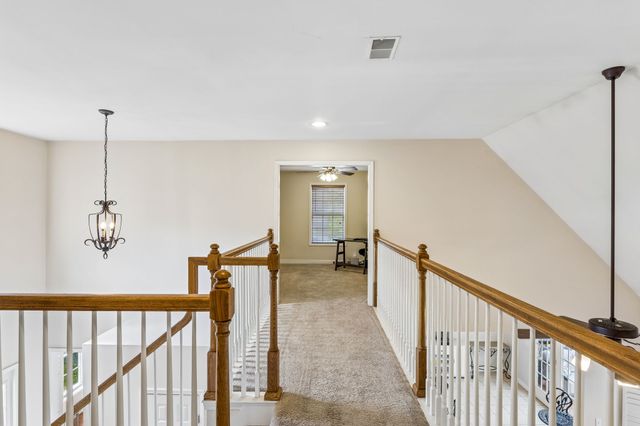 2122 Ieper Dr, Spring Hill, TN 37174