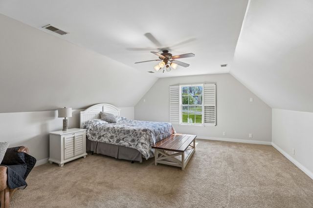2122 Ieper Dr, Spring Hill, TN 37174