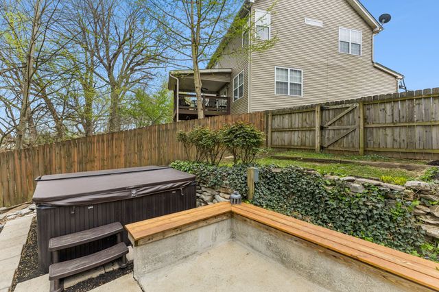 2122 Ieper Dr, Spring Hill, TN 37174