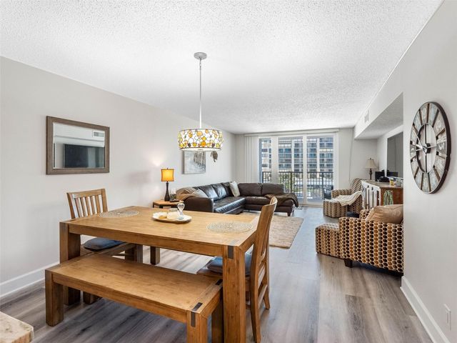1460 GULF BOULEVARD 308, Clearwater Beach, FL 33767