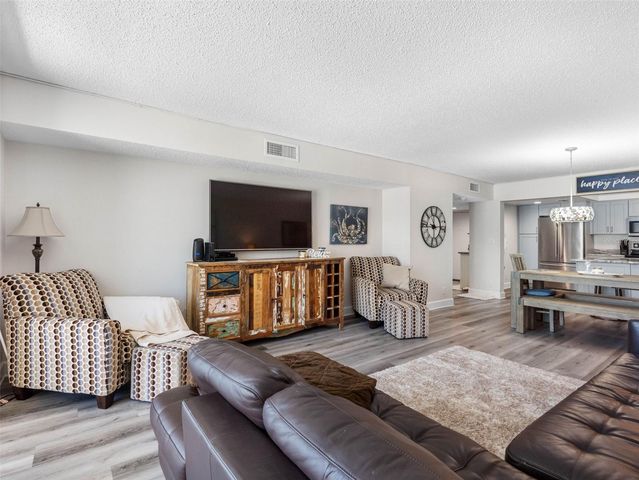 1460 GULF BOULEVARD 308, Clearwater Beach, FL 33767