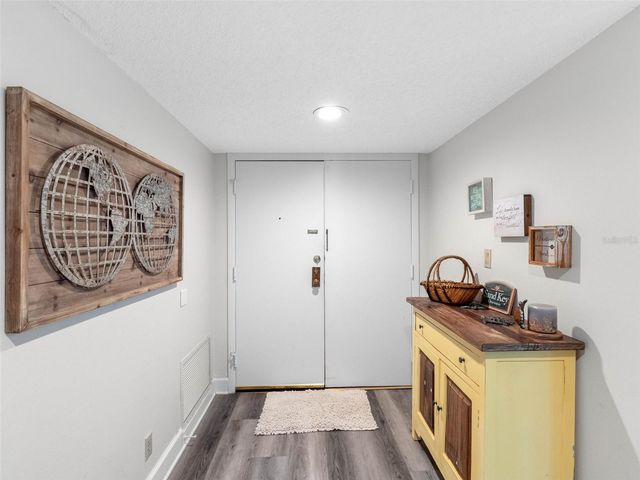 1460 GULF BOULEVARD 308, Clearwater Beach, FL 33767