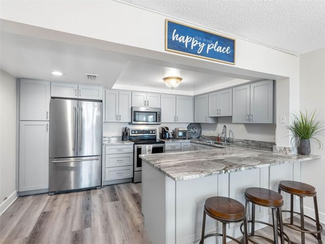 1460 GULF BOULEVARD 308, Clearwater Beach, FL 33767