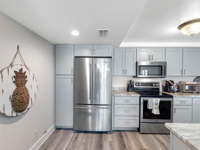1460 GULF BOULEVARD 308, Clearwater Beach, FL 33767