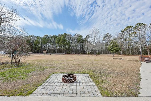 5858 Bluewater Rd., Conway, SC 29527