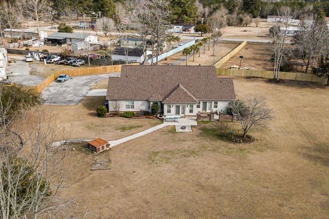 5858 Bluewater Rd., Conway, SC 29527