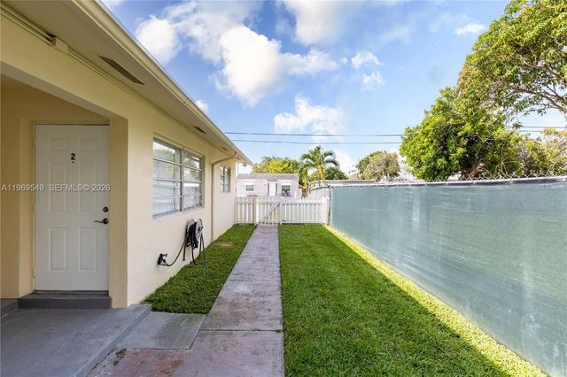129 SE 4th Street 2, Hallandale Beach, FL 33009