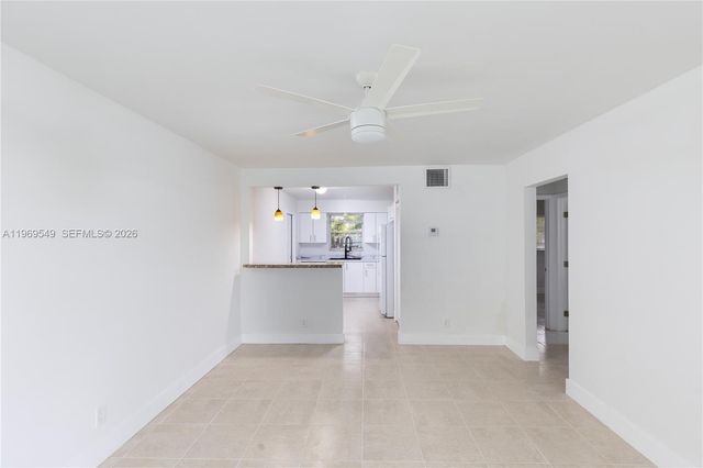 129 SE 4th Street 2, Hallandale Beach, FL 33009