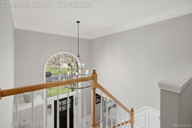 2568 Canoe Circle Drive, Orion Charter Township, MI 48360