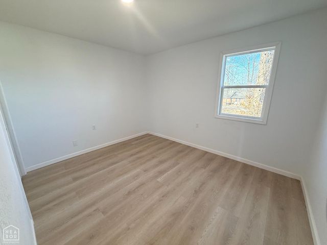 1205 W Hunt Street W, Paragould, AR 72450