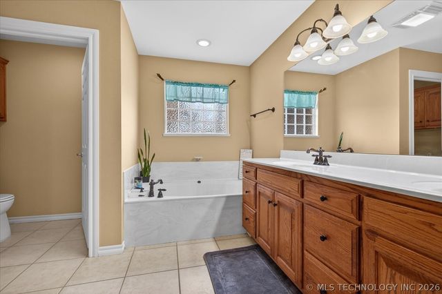 5712 Hazel Road, Bartlesville, OK 74006