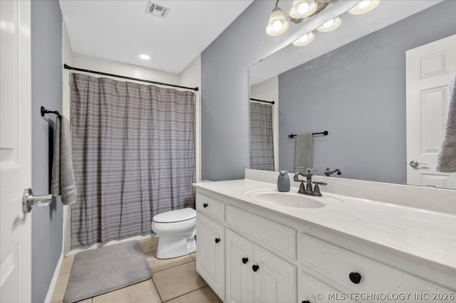 5712 Hazel Road, Bartlesville, OK 74006