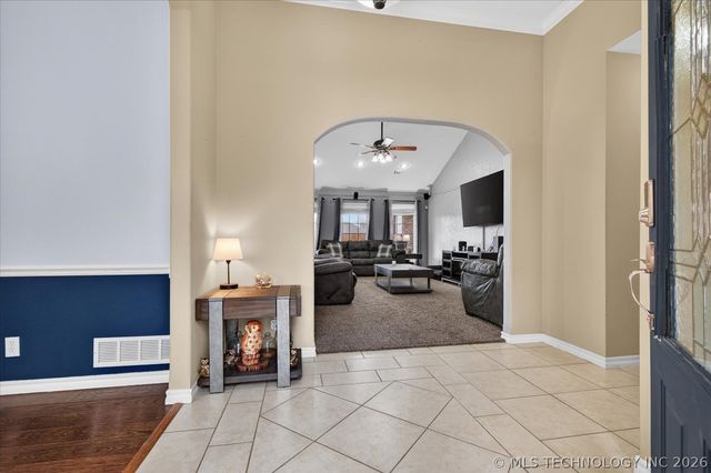 5712 Hazel Road, Bartlesville, OK 74006