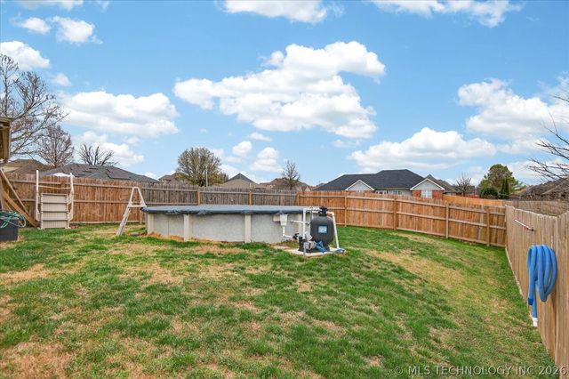 5712 Hazel Road, Bartlesville, OK 74006