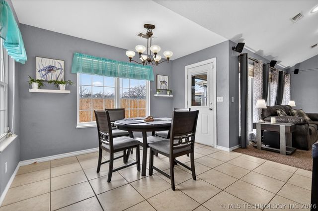 5712 Hazel Road, Bartlesville, OK 74006