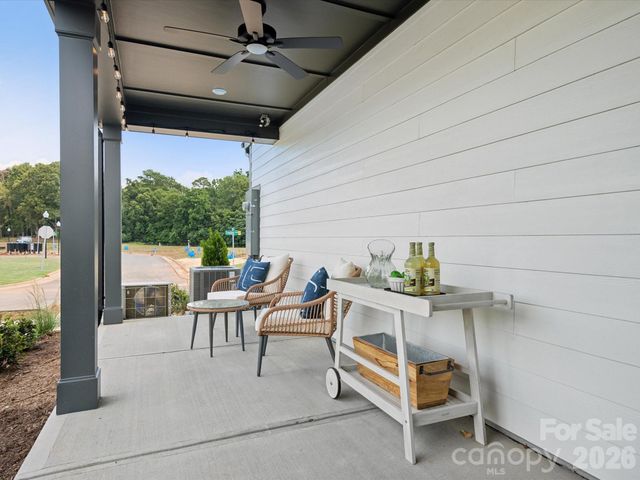 401 Fenton Drive, Belmont, NC 28012