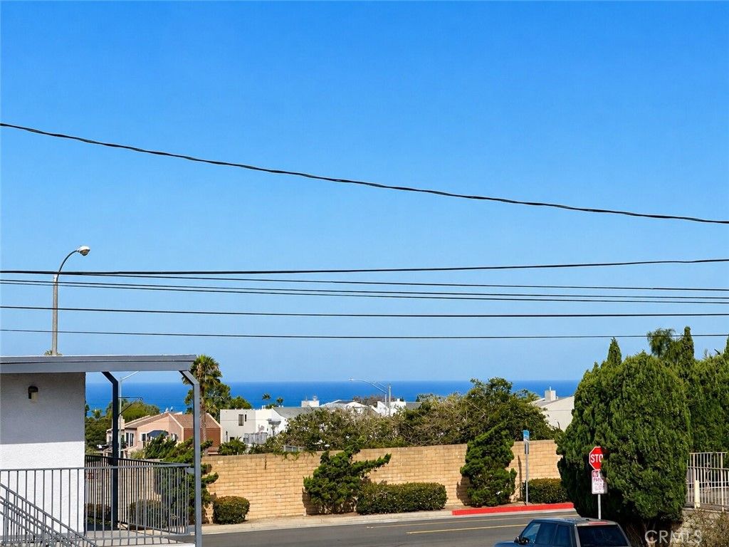 Image 11 of property listing at 2603 Calle Del Comercio, San Clemente, CA 92672