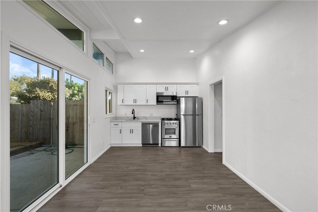 Image 17 of property listing at 2603 Calle Del Comercio, San Clemente, CA 92672
