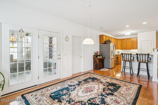 1 Drury Lane, Manchester, NJ 08759