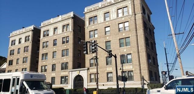 2787 John F Kennedy Boulevard 112, Jersey City, NJ 07306