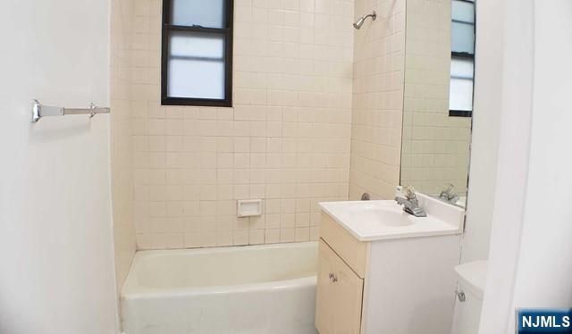 2787 John F Kennedy Boulevard 112, Jersey City, NJ 07306