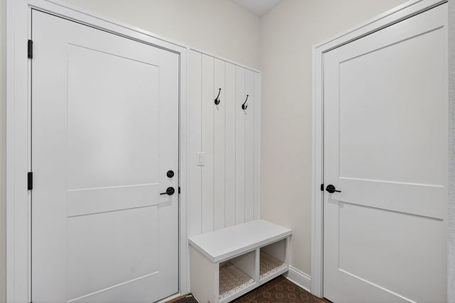 14147 Wilden Drive, Urbandale, IA 50323