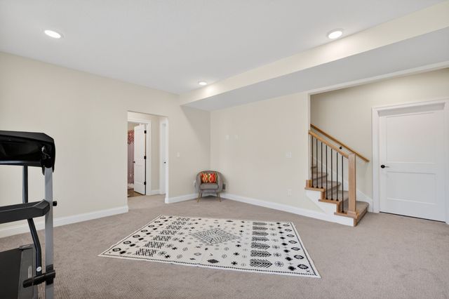 14147 Wilden Drive, Urbandale, IA 50323