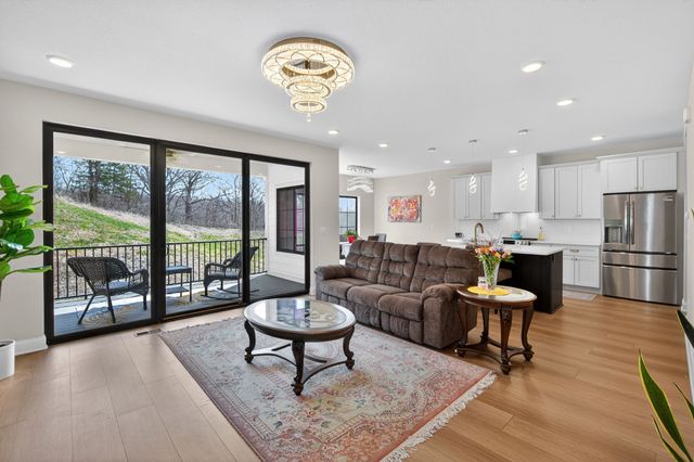 14147 Wilden Drive, Urbandale, IA 50323