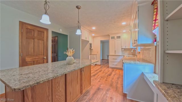 1660 Squaw Creek Drive, Girard, OH 44420