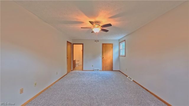 1660 Squaw Creek Drive, Girard, OH 44420