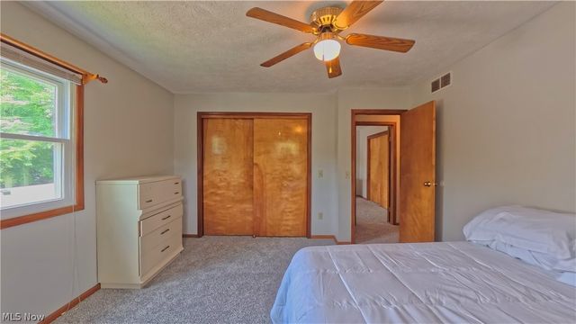 1660 Squaw Creek Drive, Girard, OH 44420