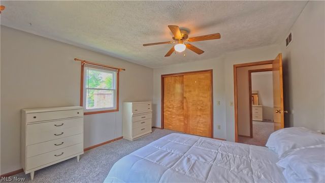 1660 Squaw Creek Drive, Girard, OH 44420