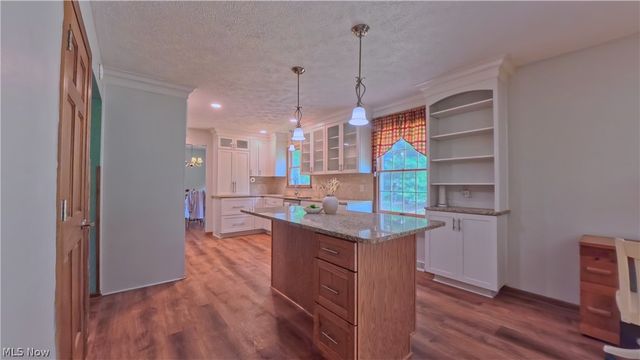 1660 Squaw Creek Drive, Girard, OH 44420