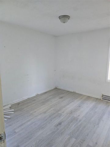 8245 Brace Street, Detroit, MI 48228