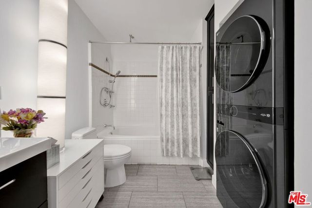 253 S Broadway 403, Los Angeles, CA 90012