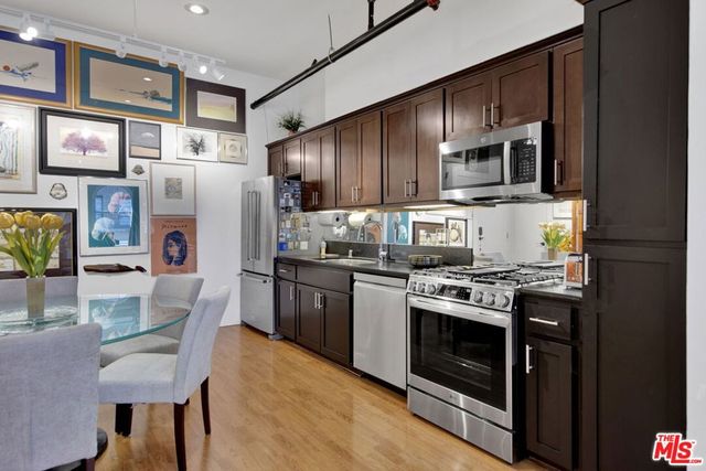 253 S Broadway 403, Los Angeles, CA 90012