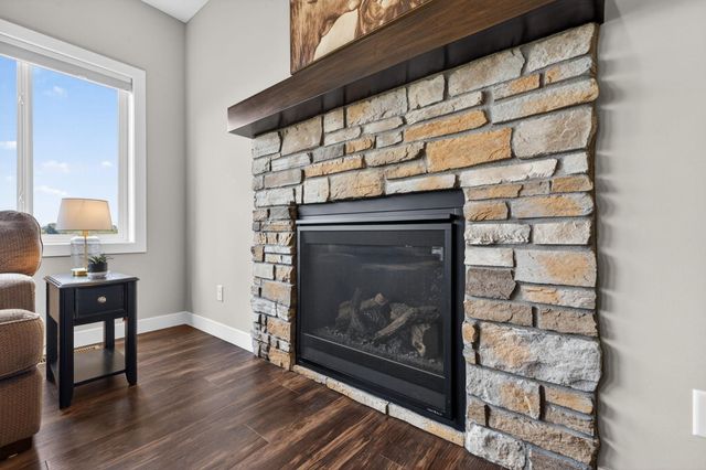 2086 Chestnut St, Lino Lakes, MN 55038