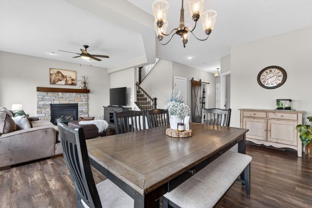2086 Chestnut St, Lino Lakes, MN 55038