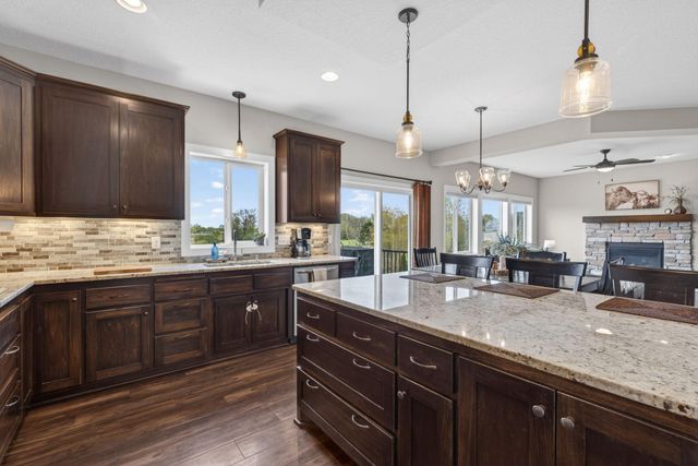 2086 Chestnut St, Lino Lakes, MN 55038