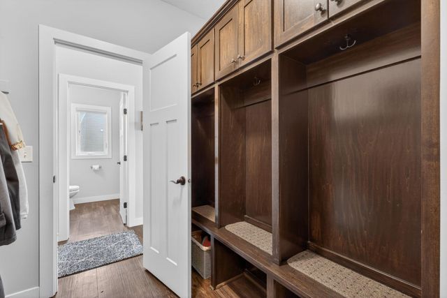 2086 Chestnut St, Lino Lakes, MN 55038