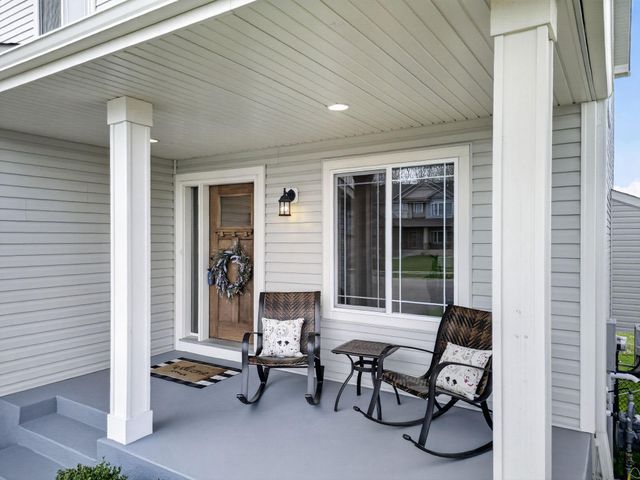 2086 Chestnut St, Lino Lakes, MN 55038