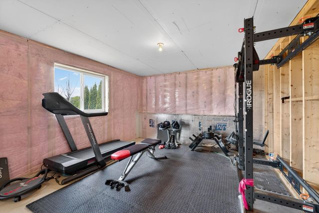 2086 Chestnut St, Lino Lakes, MN 55038