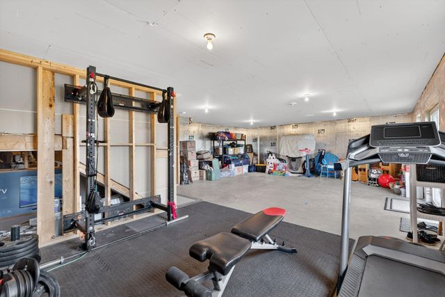 2086 Chestnut St, Lino Lakes, MN 55038