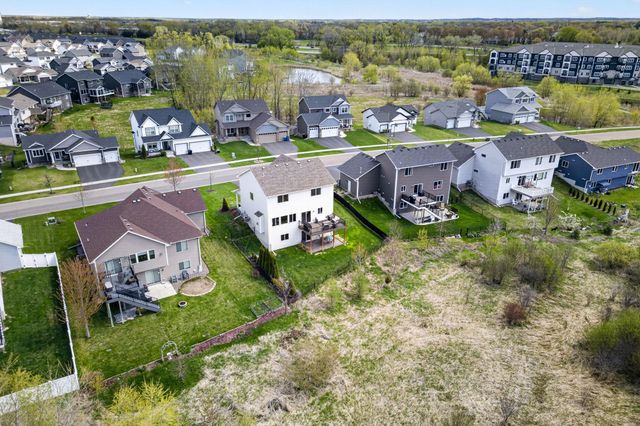 2086 Chestnut St, Lino Lakes, MN 55038