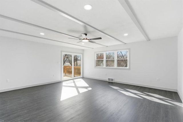 7612 MARYBELLE Lane, Kansas City, MO 64131