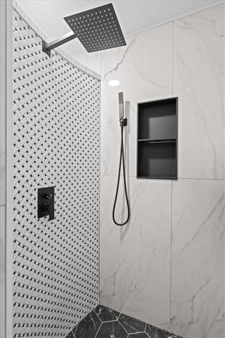 7612 MARYBELLE Lane, Kansas City, MO 64131