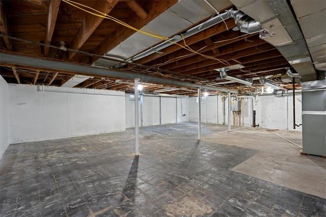 7612 MARYBELLE Lane, Kansas City, MO 64131