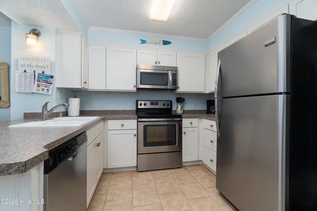 2511 W Ft Macon Road 111 B, Atlantic Beach, NC 28512