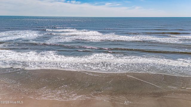 2511 W Ft Macon Road 111 B, Atlantic Beach, NC 28512