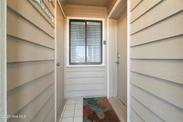 2511 W Ft Macon Road 111 B, Atlantic Beach, NC 28512